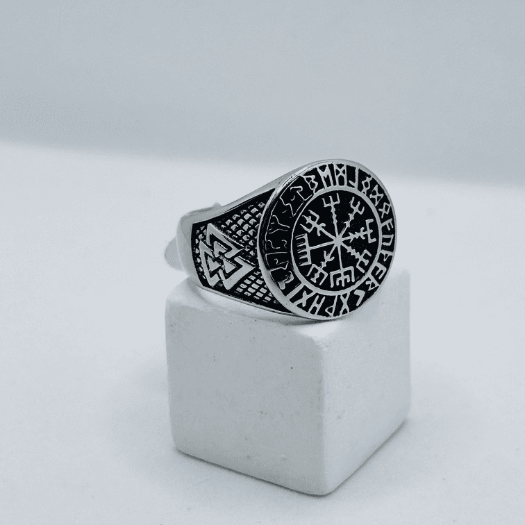 Anello del Vegvìsir