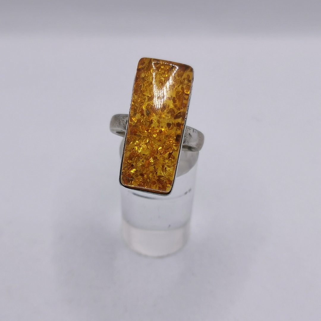 Anello in Argento Rettangolo di Ambra Baltica con Inclusioni - immagine 2