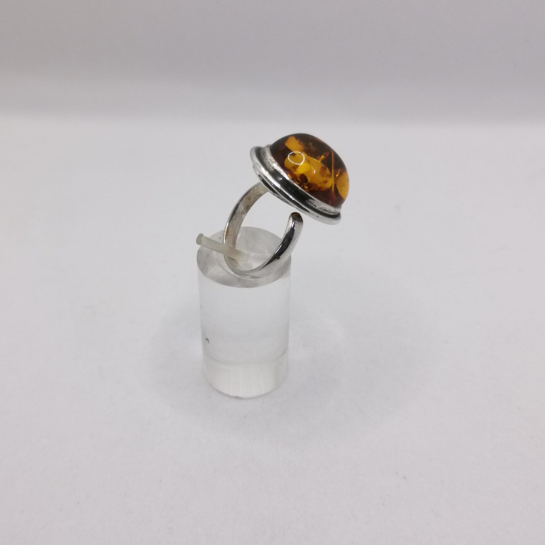 Anello in Argento con Sfera di Ambra Baltica - immagine 2
