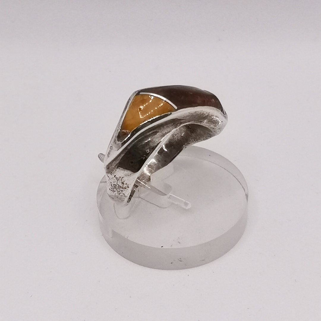 Anello Fascia Obliqua con Ambra Multicolor e Argento - immagine 3