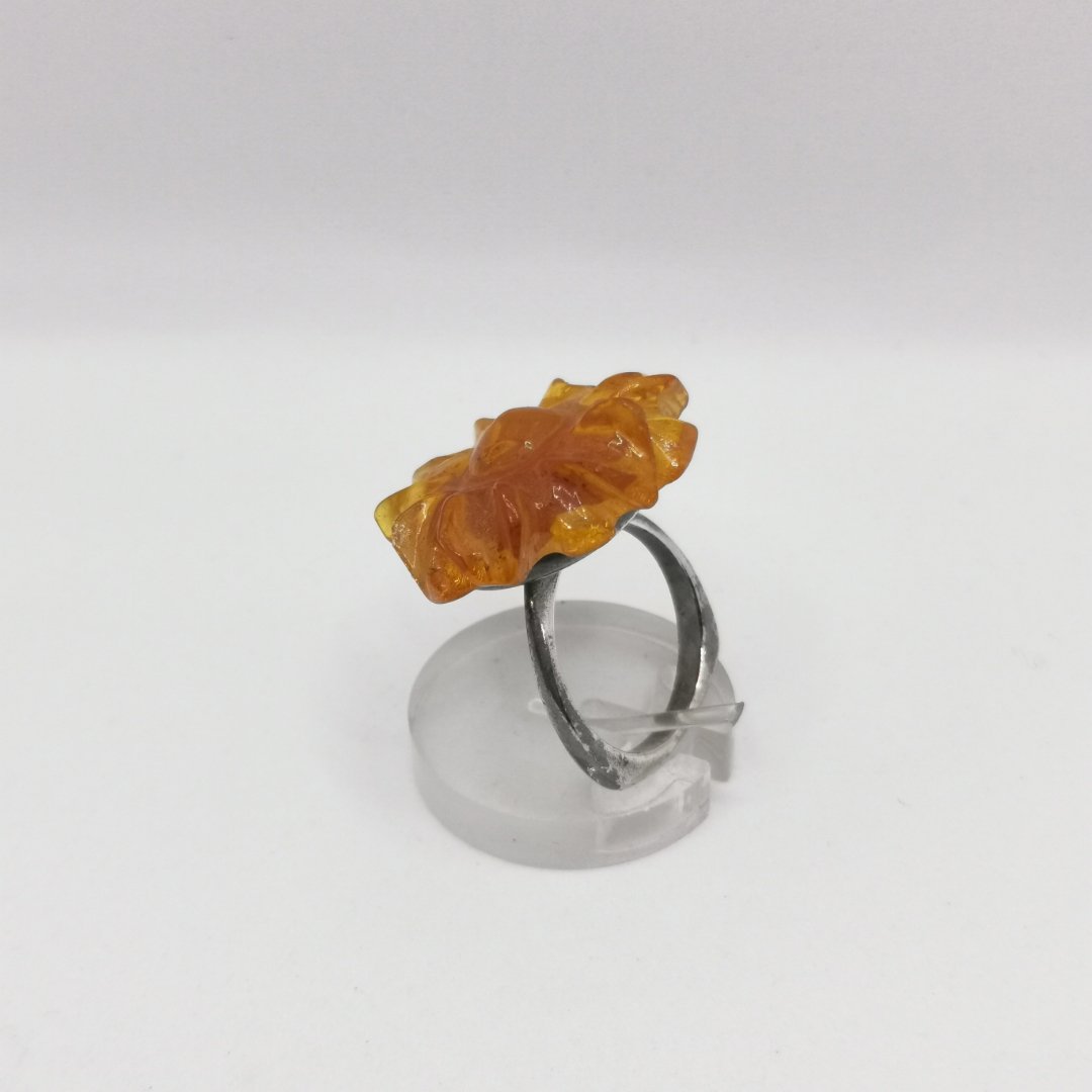 Anello con Ambra - immagine 2