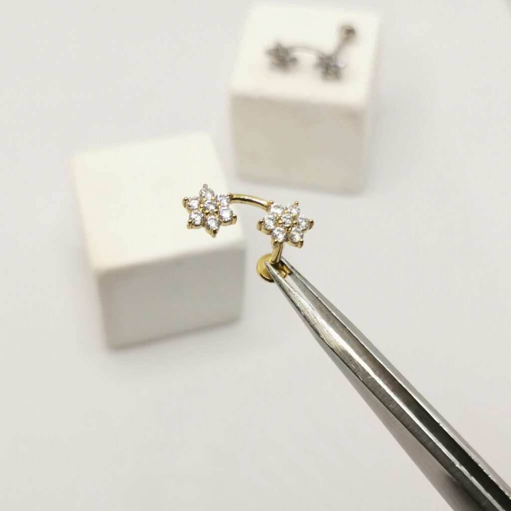 Piercing Naso: Tipi, Dolore, Guarigione e Gioielli Consigliati - Fluid Shop