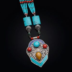 Collana Etnica Artigianale Tibetana Centrale Bouquet in Ottone Argentato e Pietre Naturali