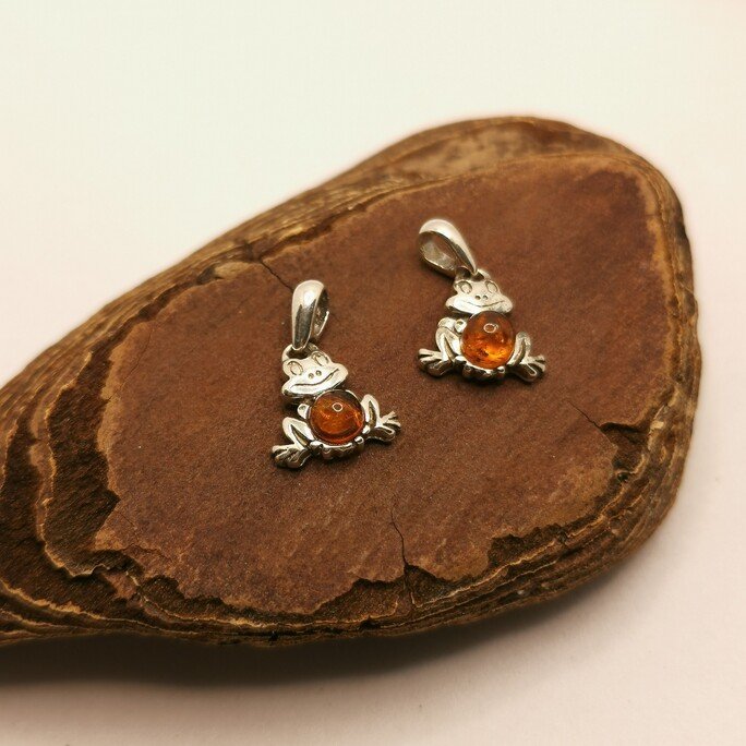 Amber Frog Pendant
