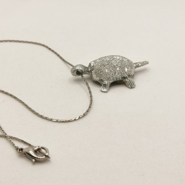 Diamond-coated aluminium necklace - Turtle