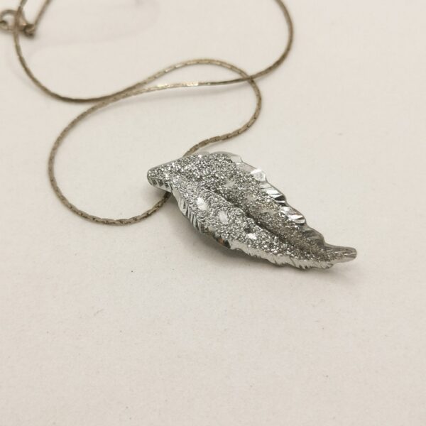 Diamond-coated aluminium necklace - Feather