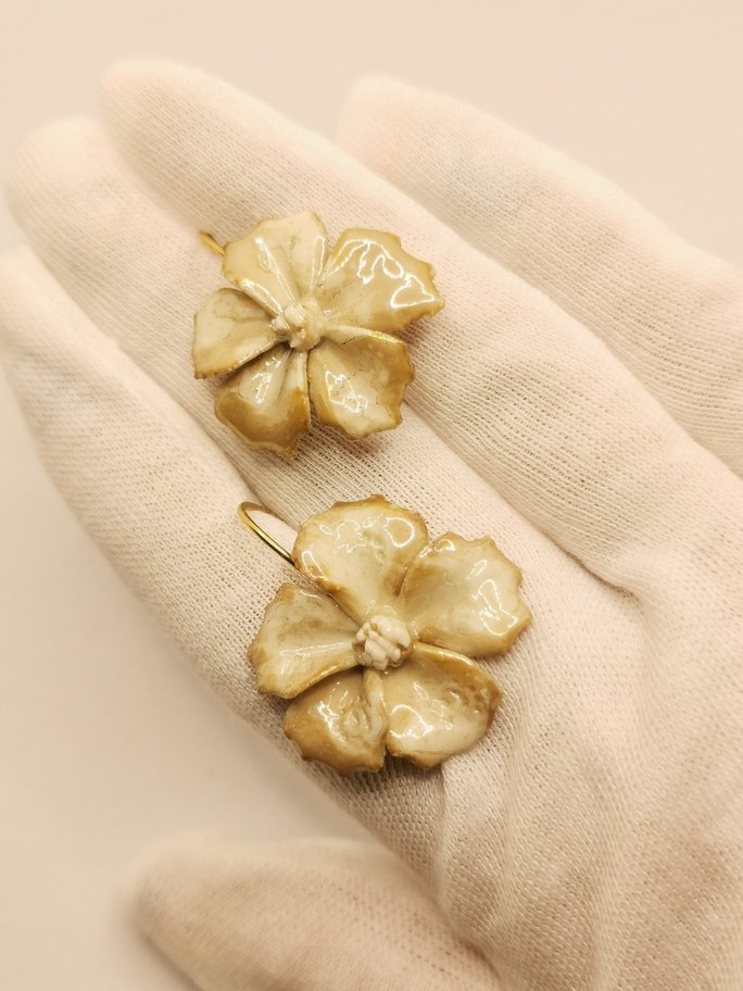 Ceramic - Yellow Flower