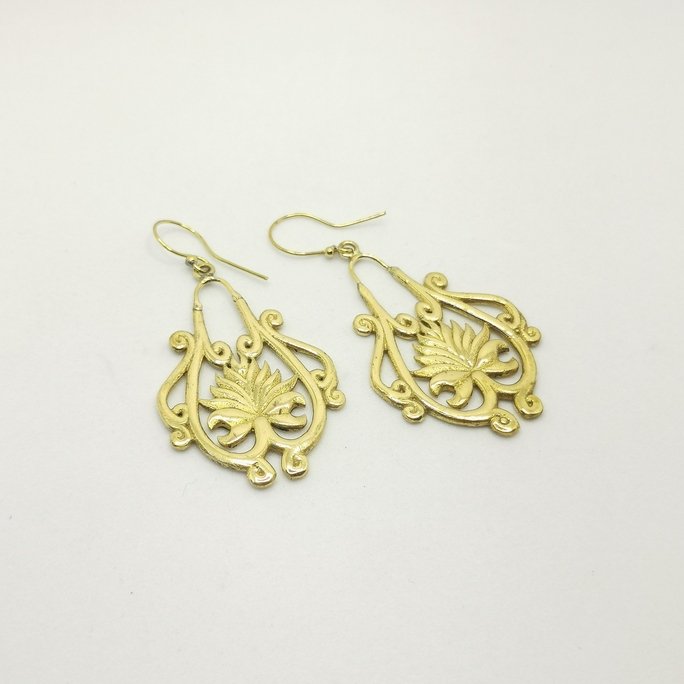 Baroque earrings