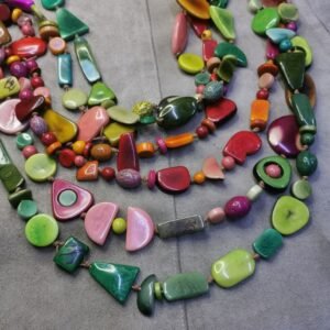 Collana in avorio vegetale