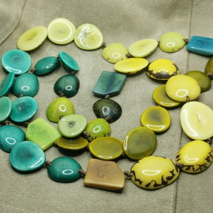 Collana in avorio vegetale - immagine 2