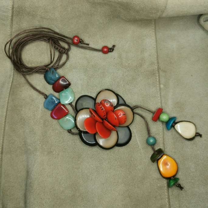 Collana in avorio vegetale - immagine 4