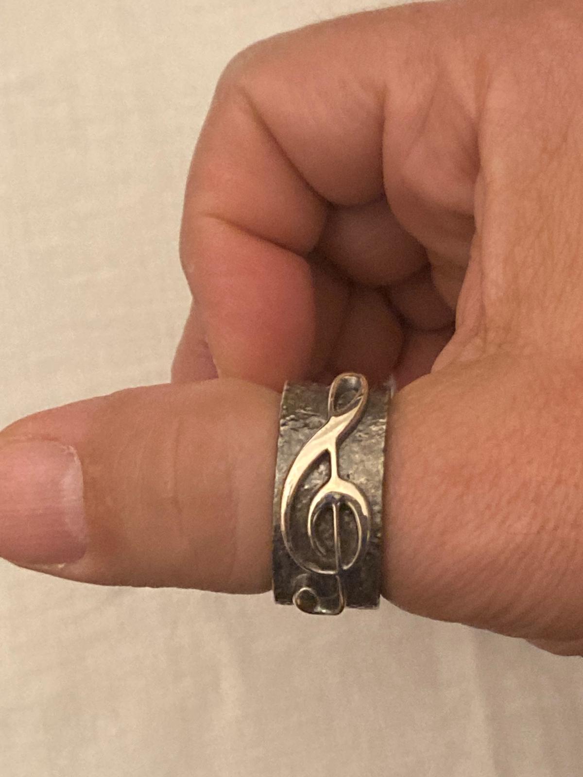 Anello chiave di Violino