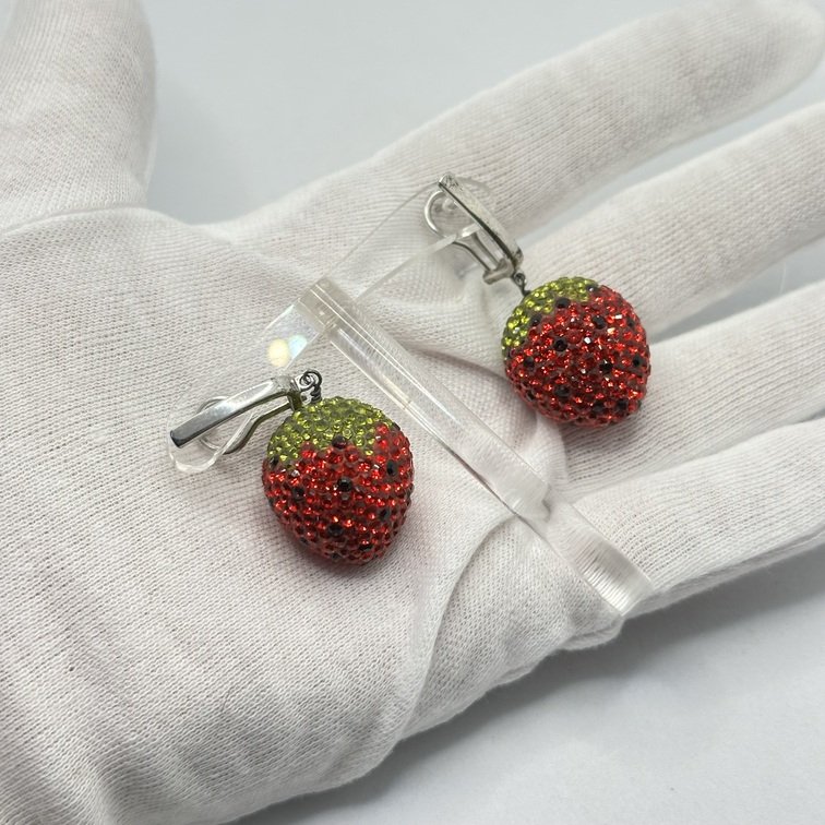 Crystal evolution - Orecchini con Swarovski - Strawberry - immagine 3