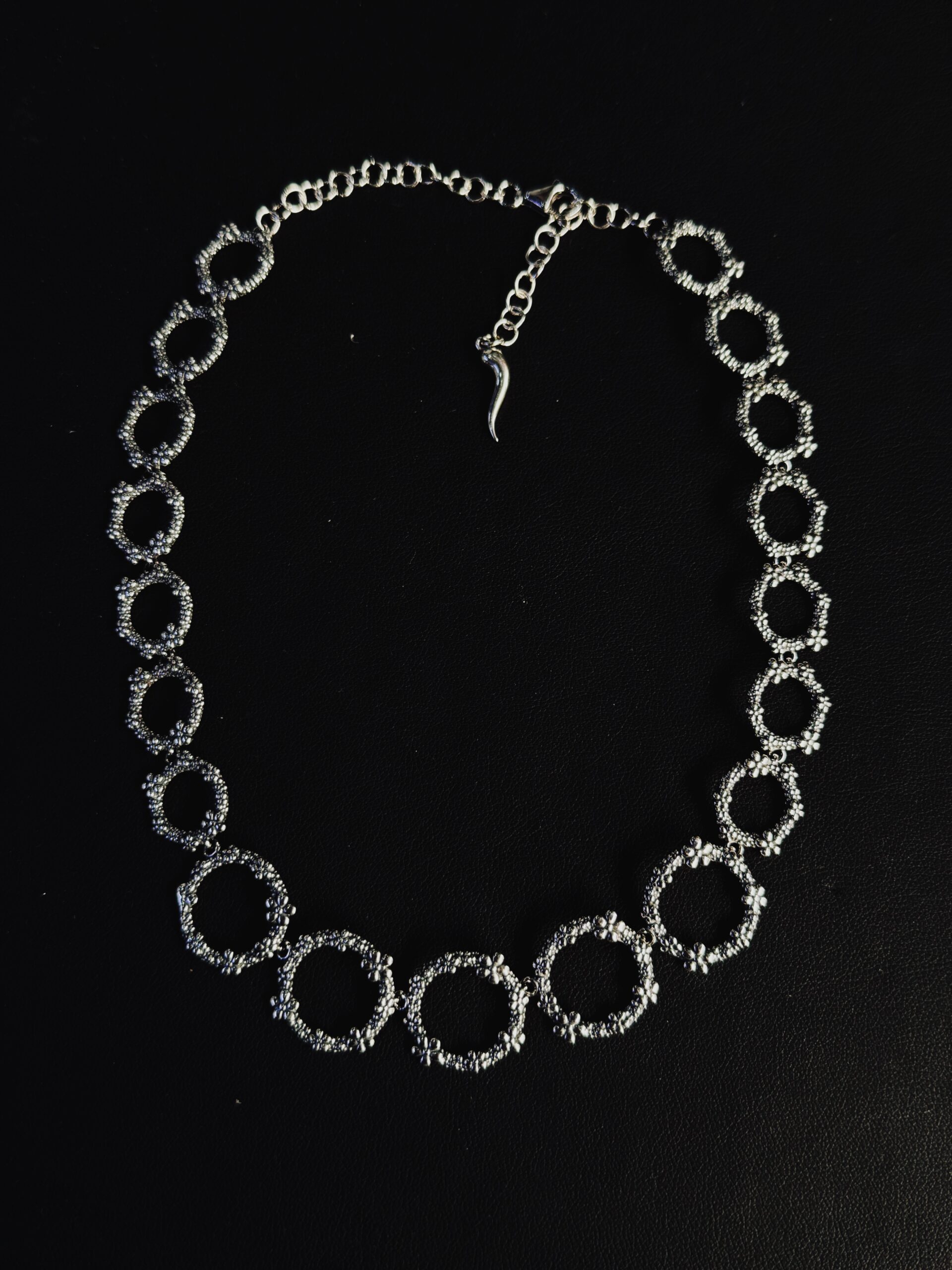 Collier Granulazione