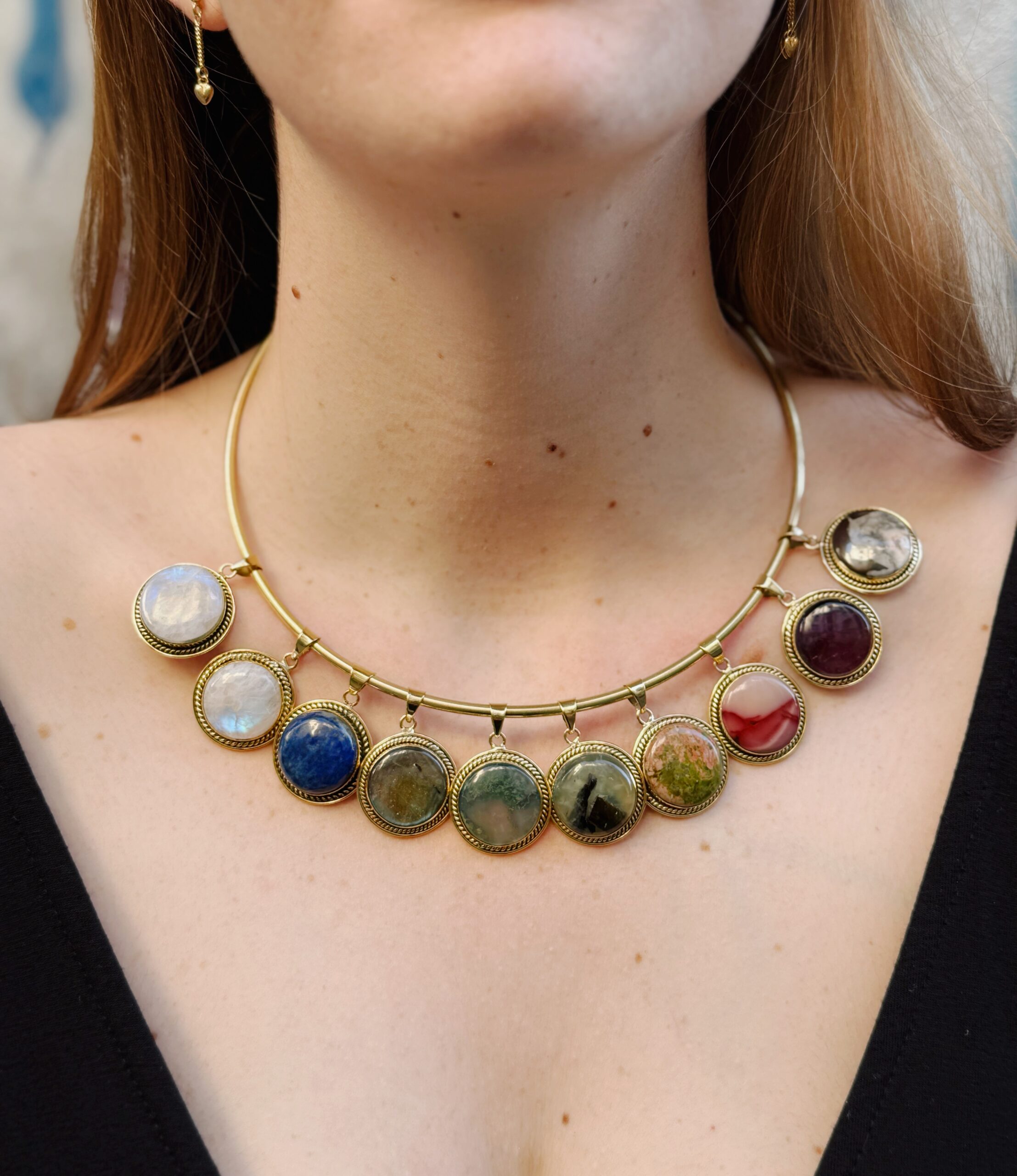 Ciondolo con cabochon tondo pietre naturali