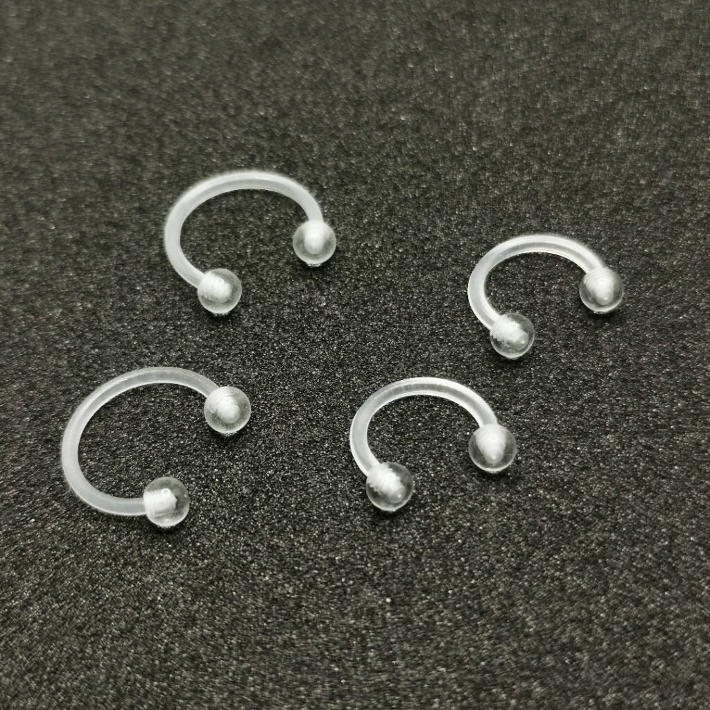 Guida Completa ai Tipi di Piercing: Orecchio, Naso, Ombelico e Labbro nel 2026 - Fluid Shop