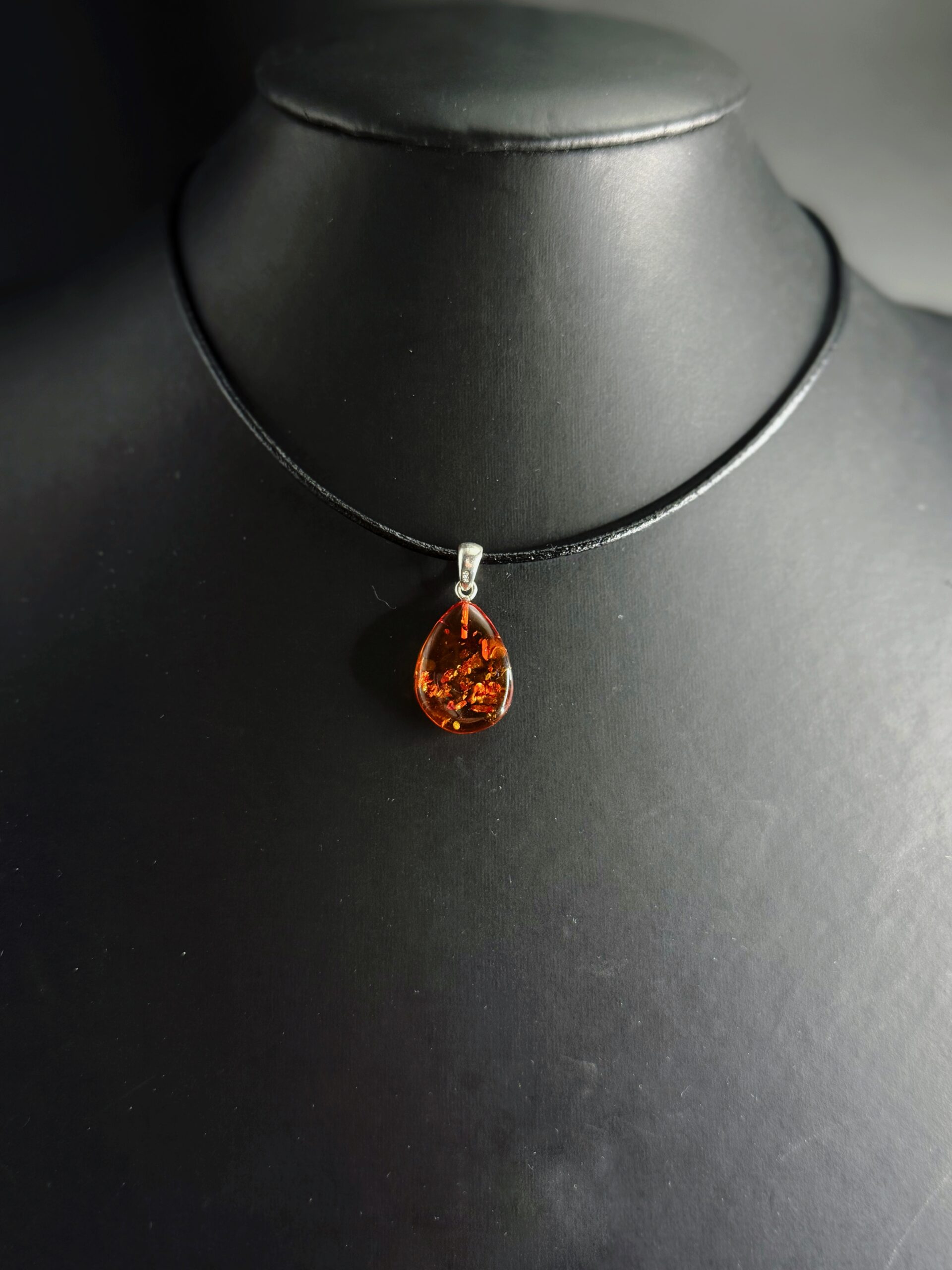 Ciondolo Ambra Baltica Goccia Piatta Argento 925