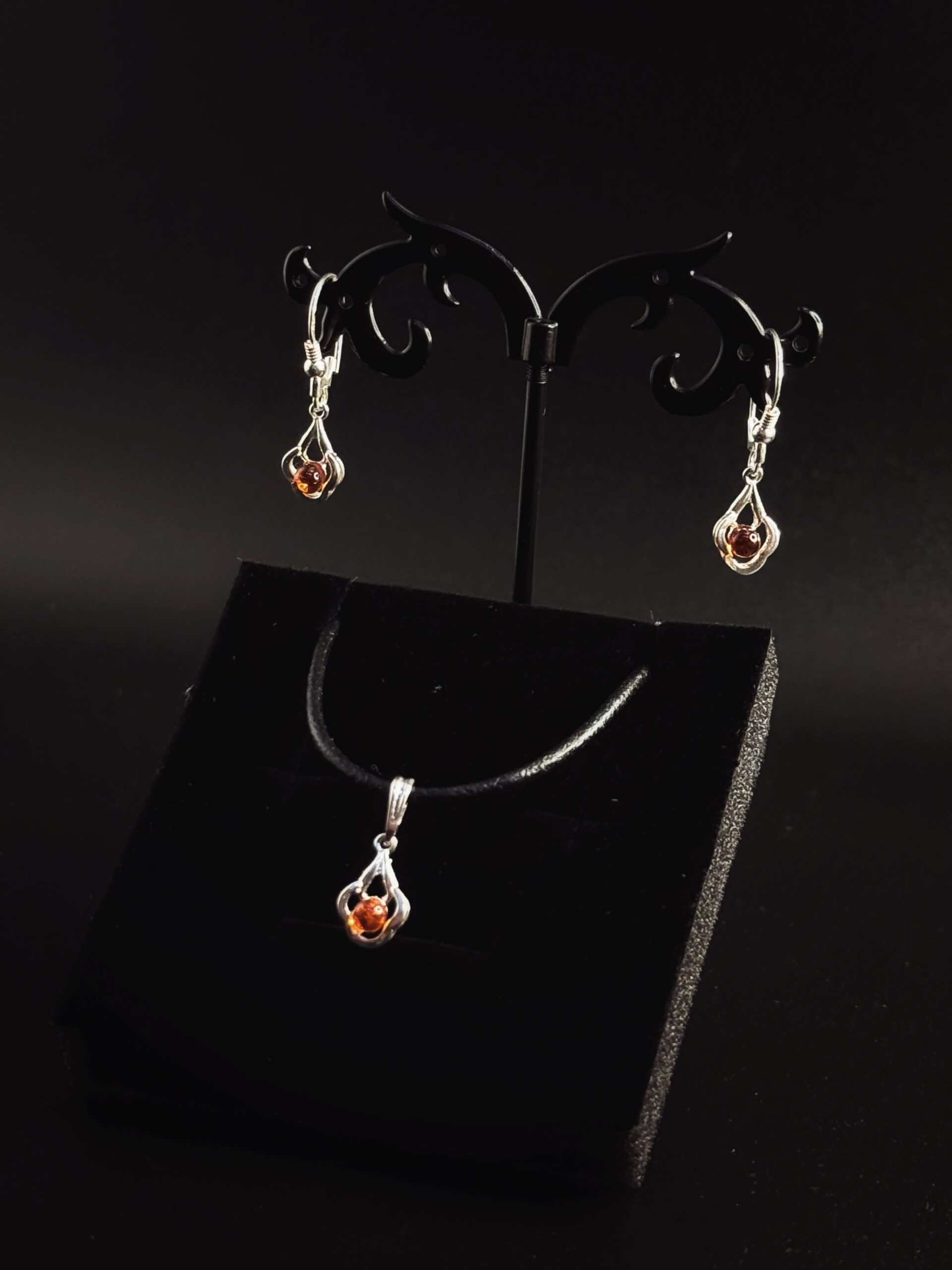 Set Giglio Stilizzato Ciondolo + Orecchini Coordinati Argento 925 Ambra