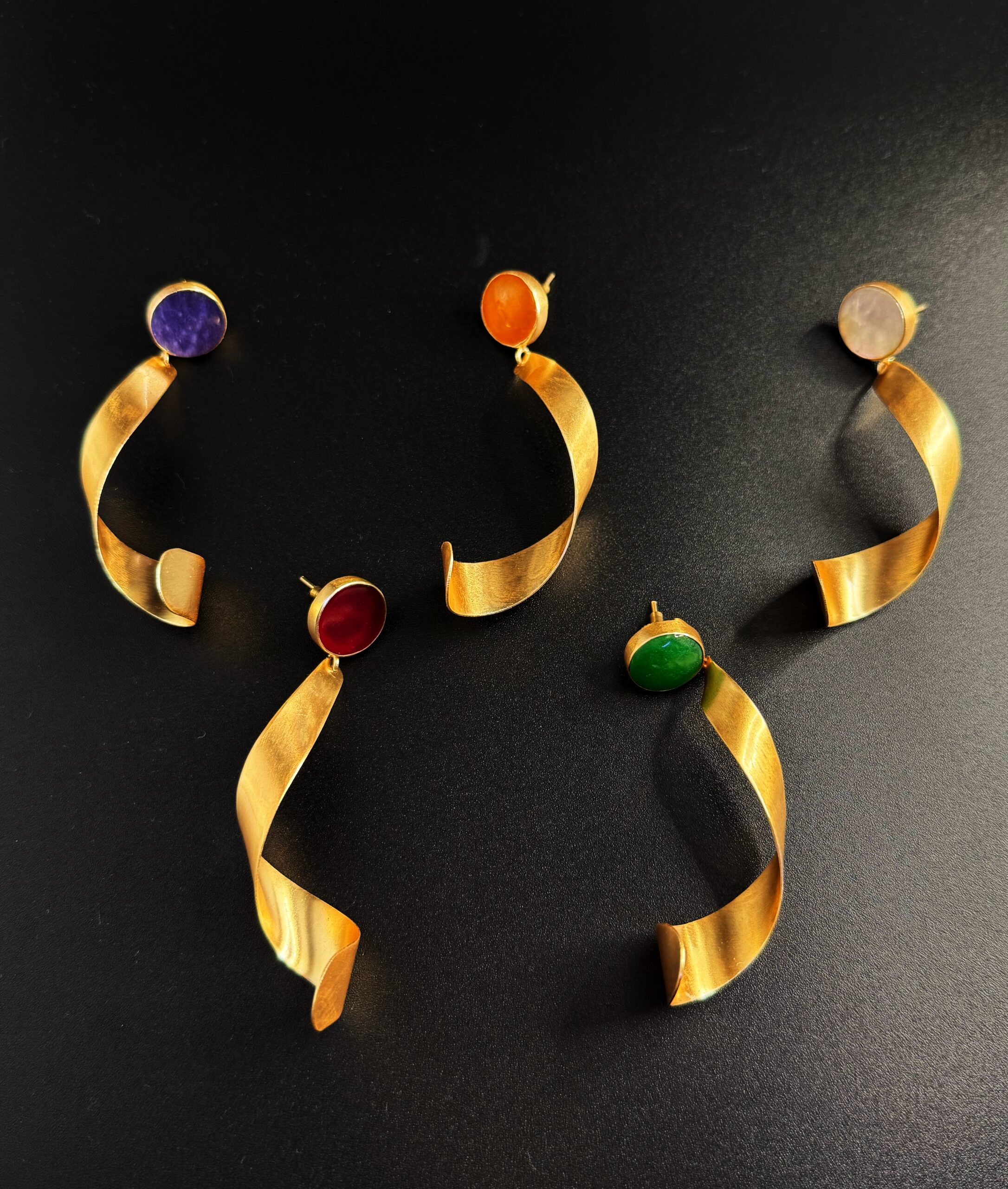 Orecchini Spirale Elicoidale Ottone Placcato Oro 24K e Agata