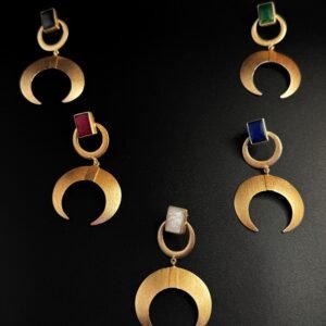 Orecchini Pendenti Luna Crescente Ottone Placcato Oro 24K e Agata