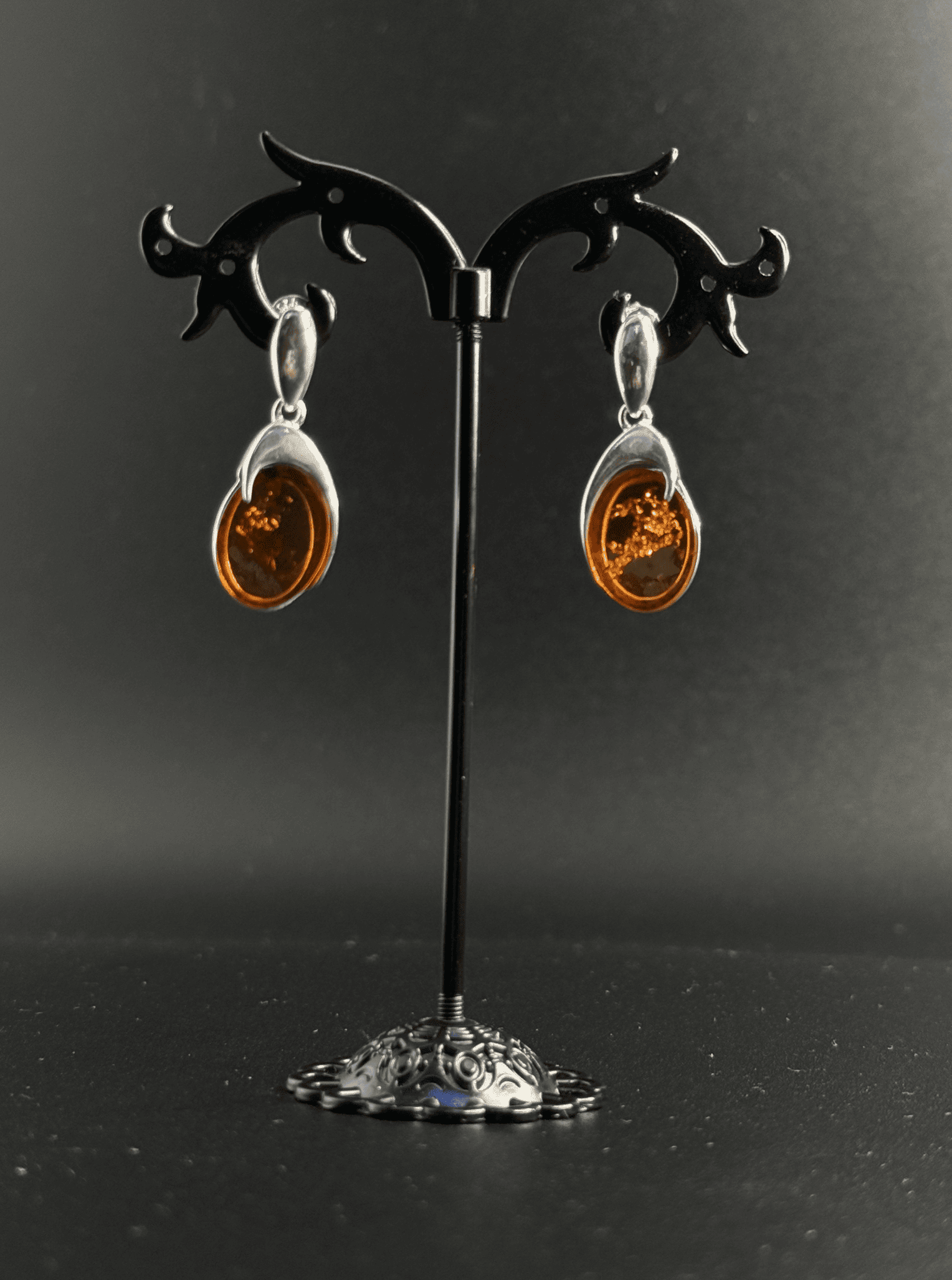 Orecchini Pendenti Goccia Ovale Doppia Cornice Argento 925 e Ambra Baltica