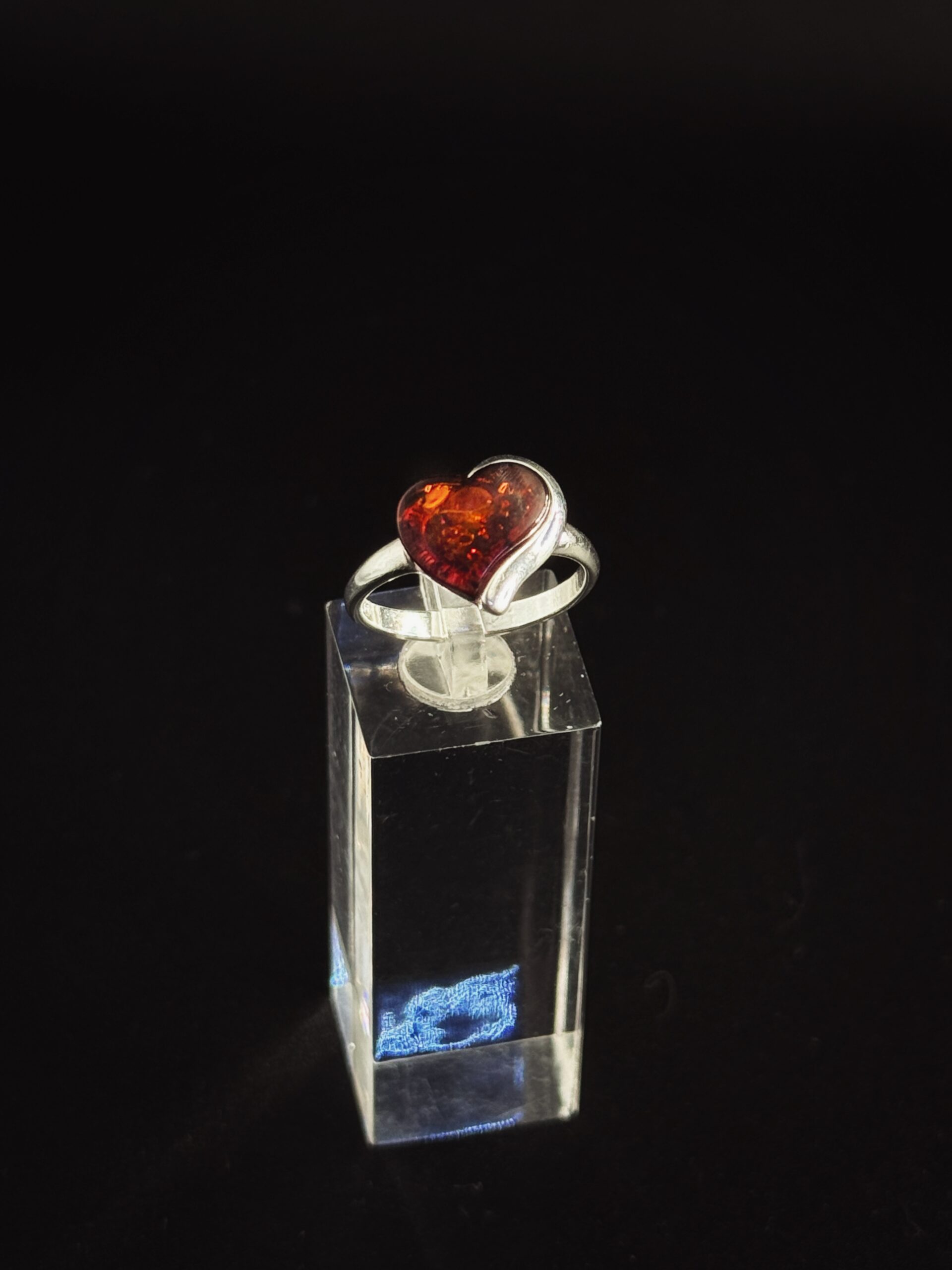 Anello Cuore d'Ambra Baltica e Argento 925