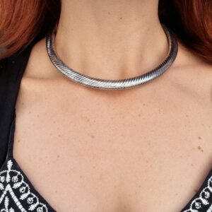 Collare Choker Torchon in Ottone argentato